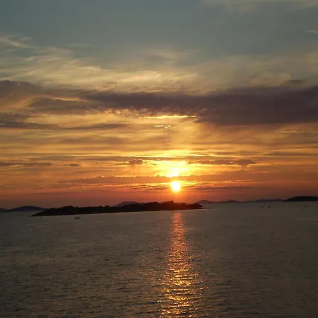 Sunset Διαμέρισμα Tribalj